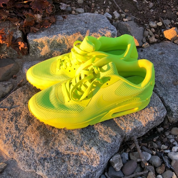 Nike Air Max 90 Hyperfuse sz 7 good condition lime Womens Athletic Shoes Nike Air Max 90 Hyperfuse Cheap For